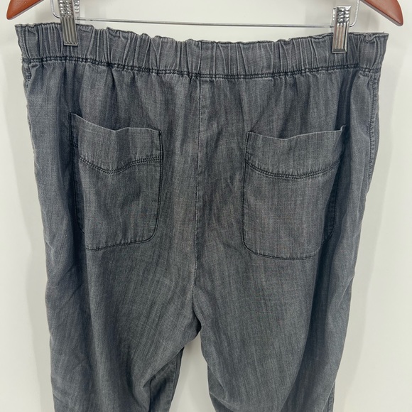 Eileen Fisher gray chambray pull on pant - Picture 5 of 8